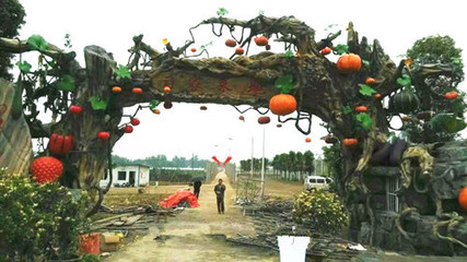 假樹(shù)大門_生態(tài)園假樹(shù)大門,顛覆傳統(tǒng)裝飾給您不一樣的美