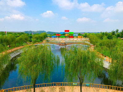 龍德李生態(tài)園 自然與人文的和諧樂(lè)章